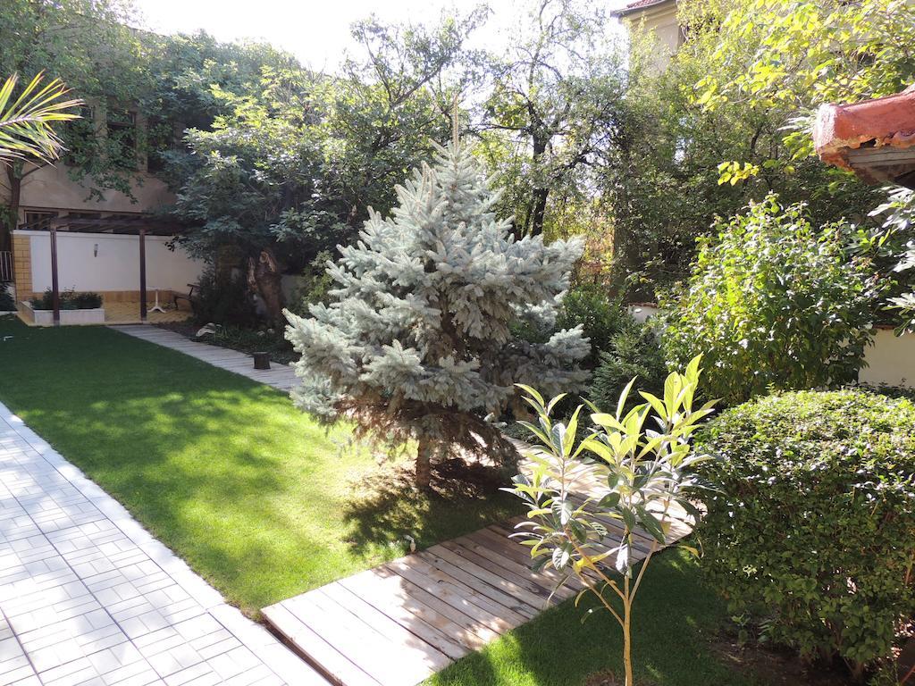 Apartments In Relax Complex Fantasy Hisarya Exterior photo